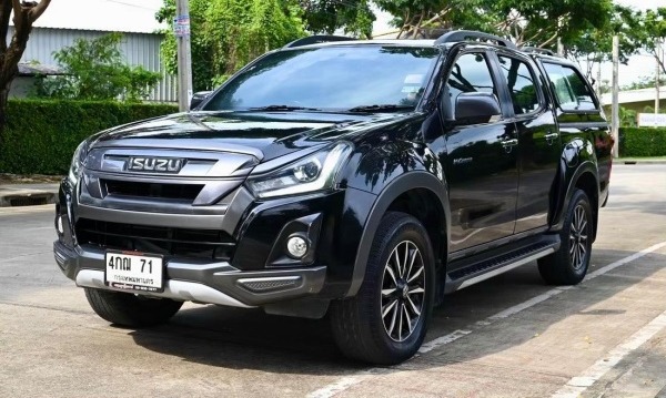 ISUZU D-MAX